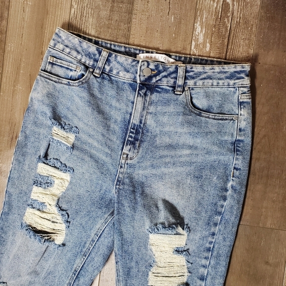 Tinseltown Women's Juniors' Blue High-Waisted Distressed Jeans Size 11 NWOT - Picture 16 of 16